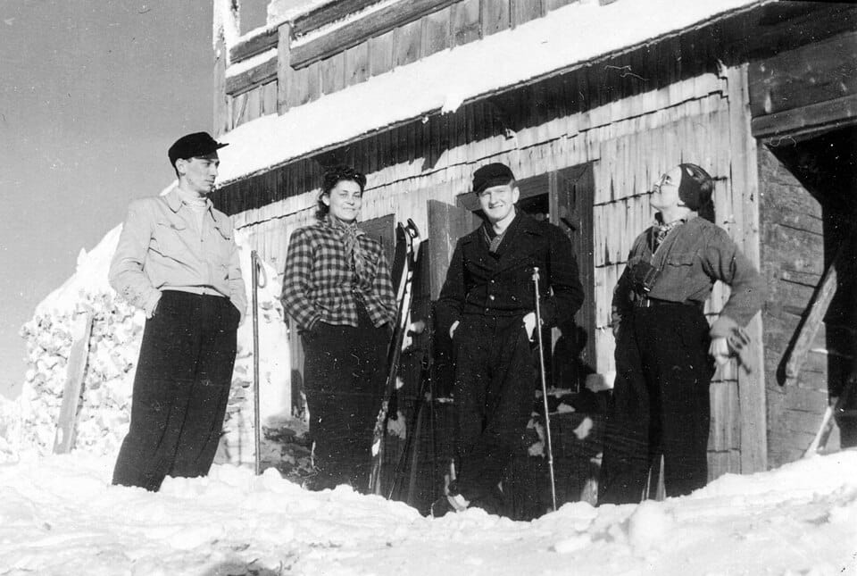 Understanding Winter Sports Travel Insurance